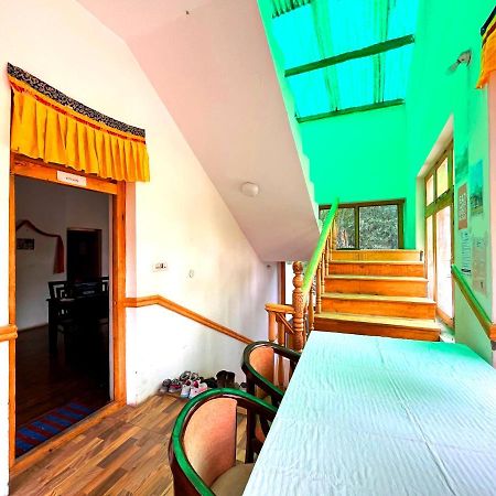 ليه Safarnama Homestay المظهر الخارجي الصورة